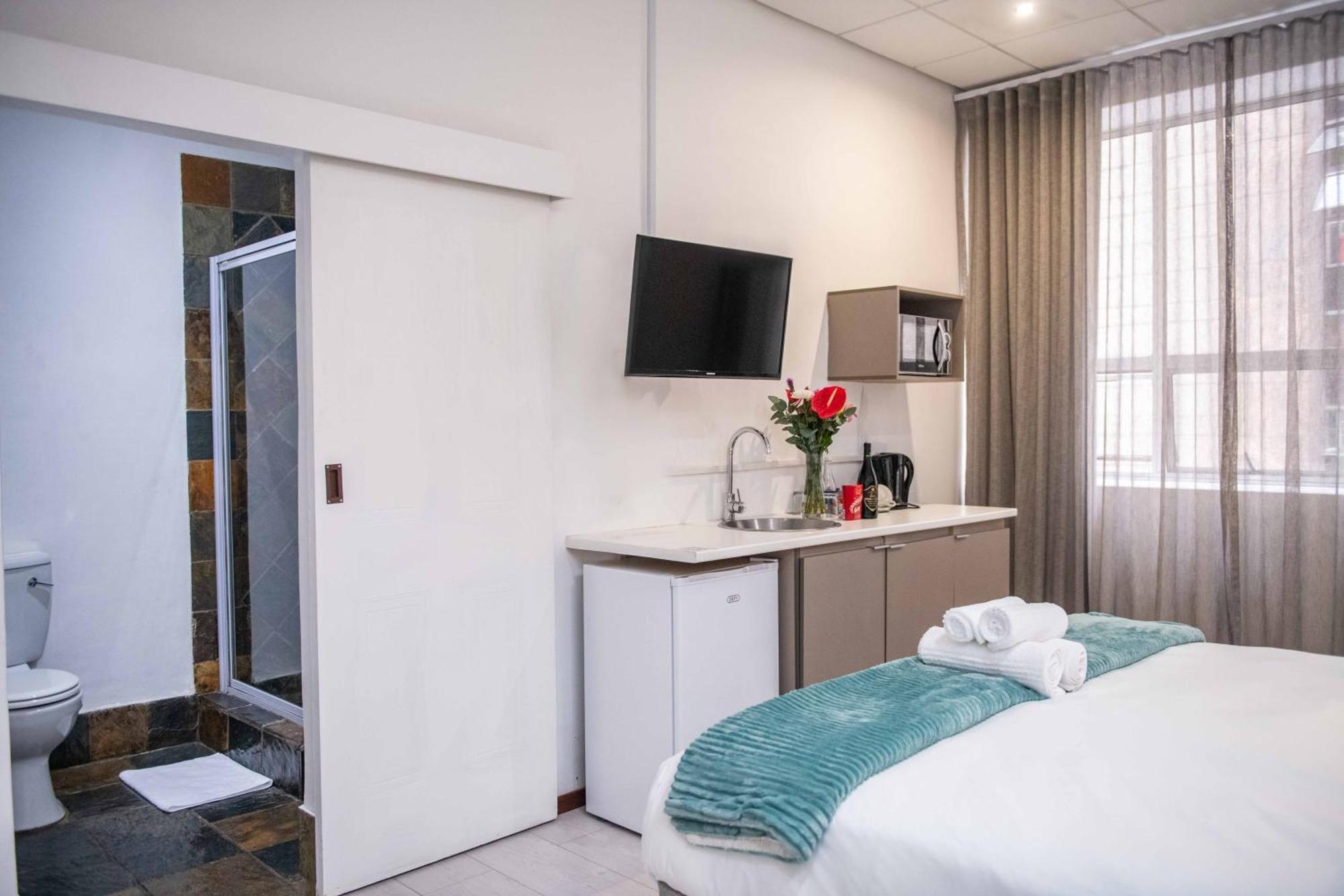 Cape Diamond Boutique Hotel Cape Town Exterior photo